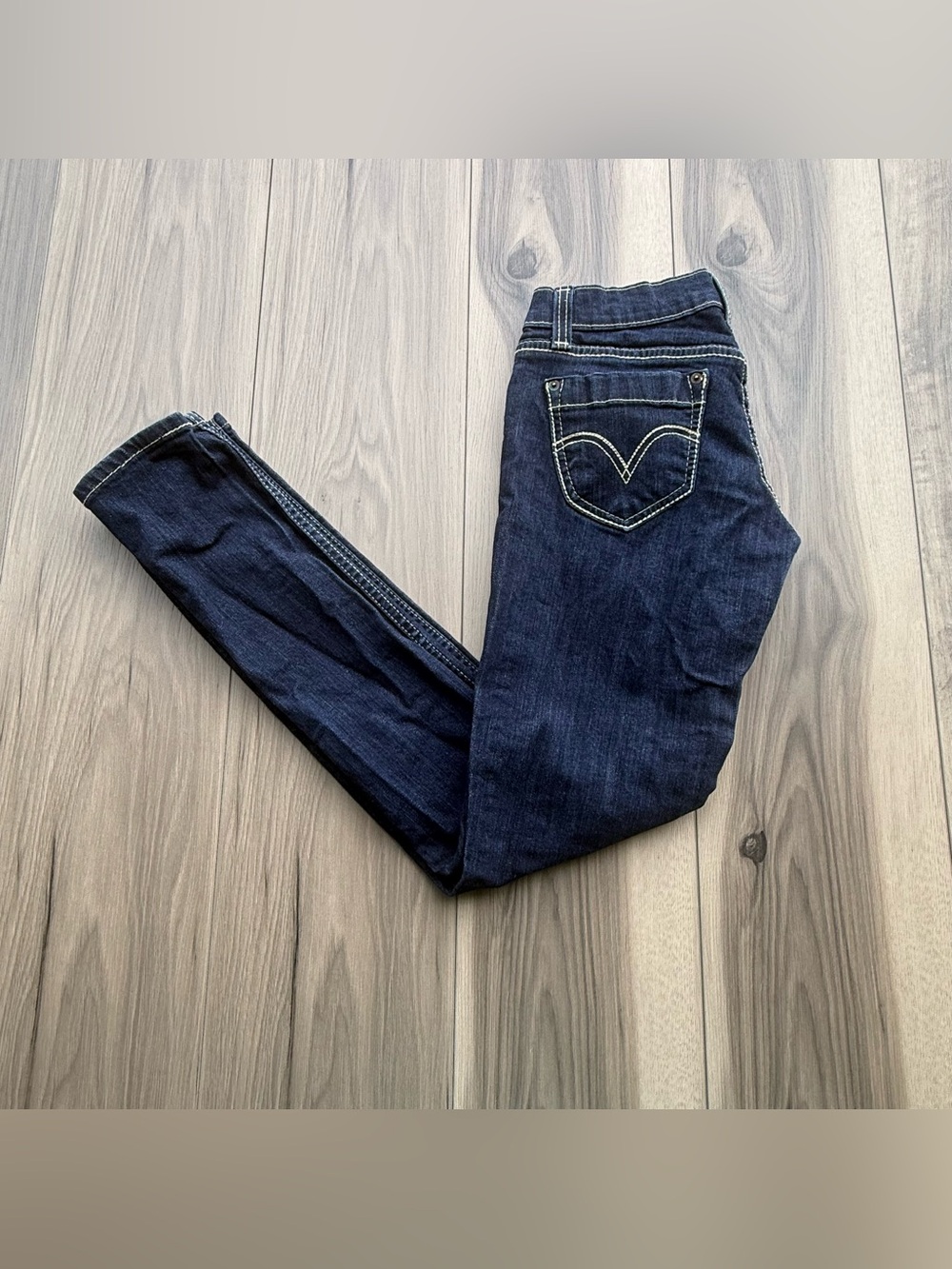 Levi's 524 Too Superlow Dark Wash Skinny Denim Jeans Contrast Stitching size 5 M
